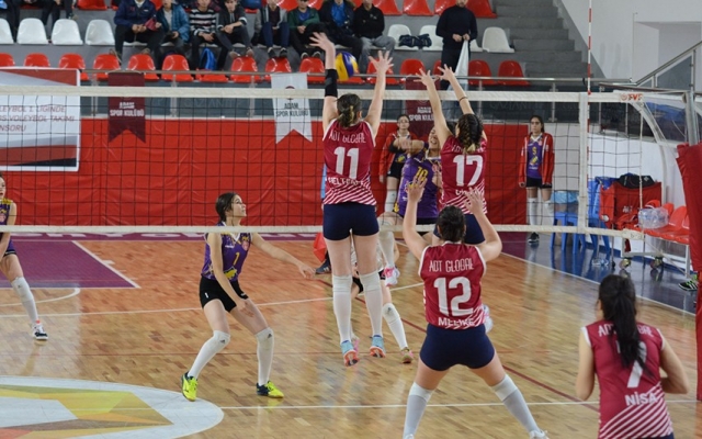 Adamspor rahat kazandı 3-0