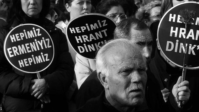 Hrant Dink katledilişinin 13. yılında Türkiye’de ve dünyada çeşitli etkinliklerle anılıyor