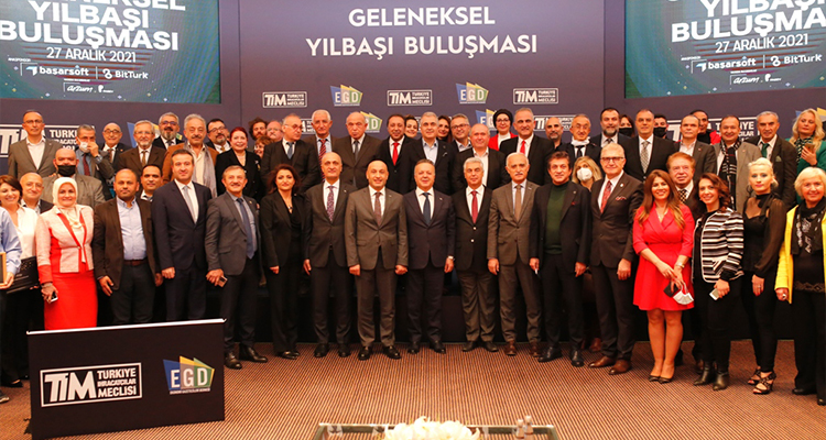 “Dış ticaret fazlası veren Türkiye” hedefi