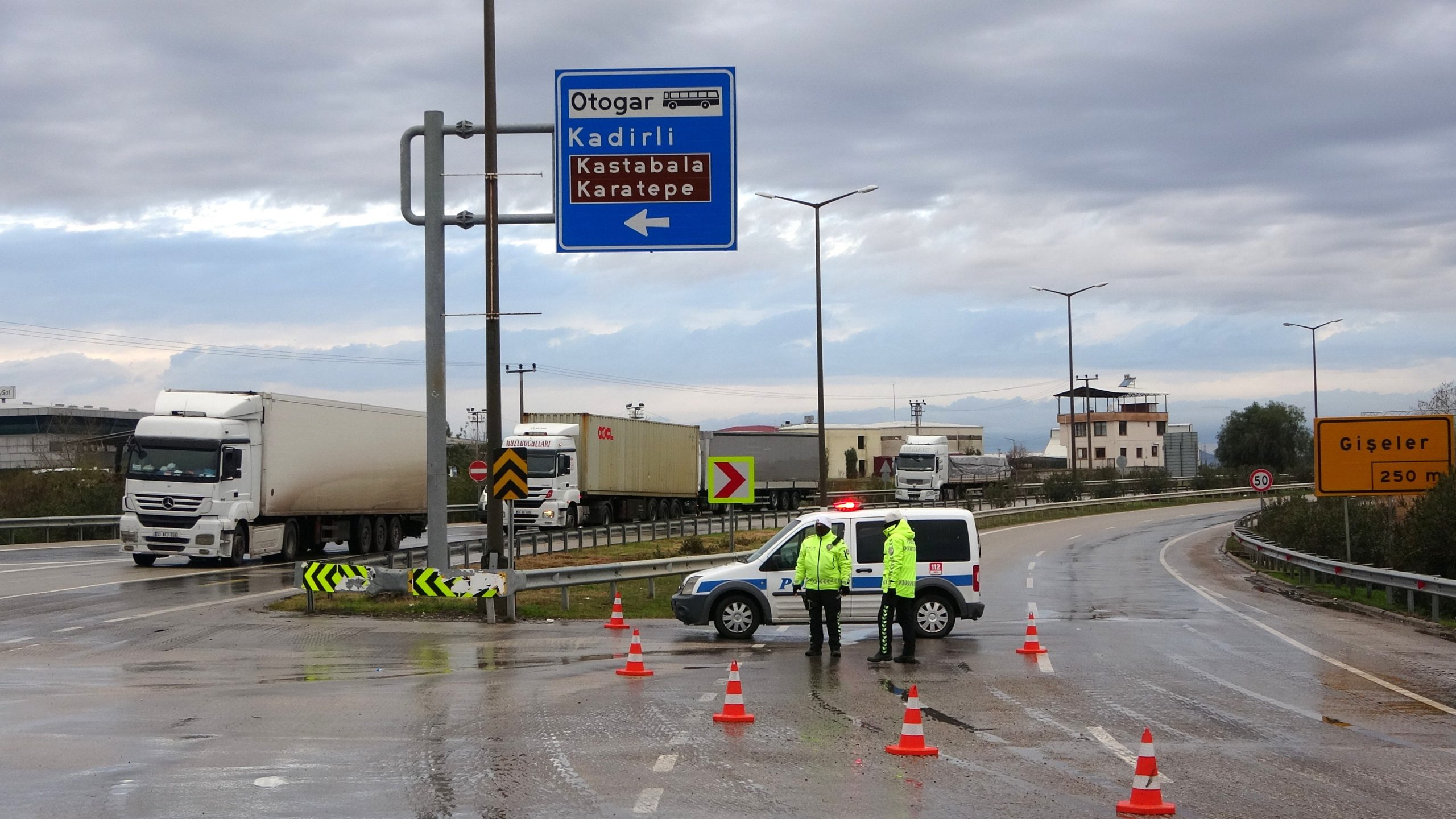  TAG otoyolu Gaziantep yönü yine trafiğe kapandı…