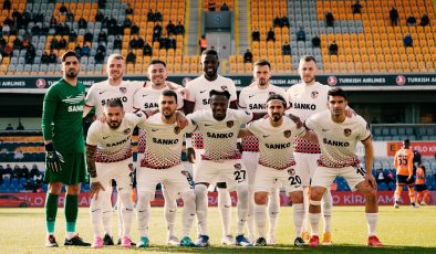 Gaziantep, İstanbul’da kayıp : 2-0