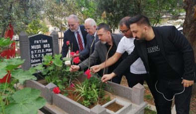 Gazeteci Baş, mezarı başında anıldı