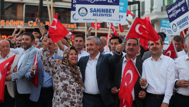 Şahinbey Belediyesi vatandaşlarla yürüdü