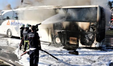 Şehirlerarası otobüs alev alev yandı