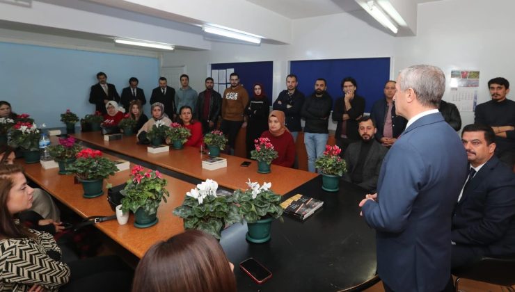 Başkan Tahmazoğlu öğretmenleri ziyaret etti