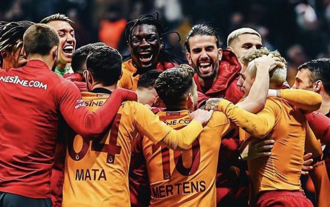 Cumhuriyetin 100. Yılında Şampiyon Galatasaray