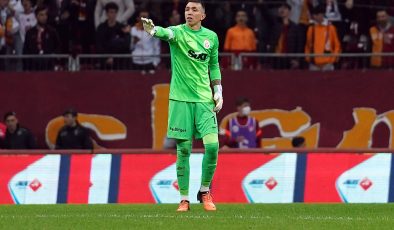 Fernando Muslera kimdir, nereli, kaç yaşında, hangi takımlarda oynadı, kaç kupa kazandı?