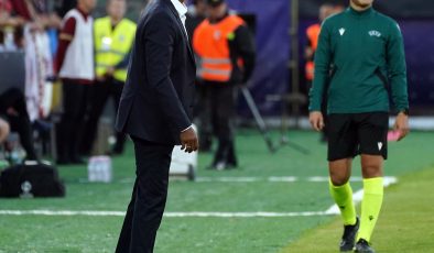 Kluivert: “Takımımla gurur duyuyorum”