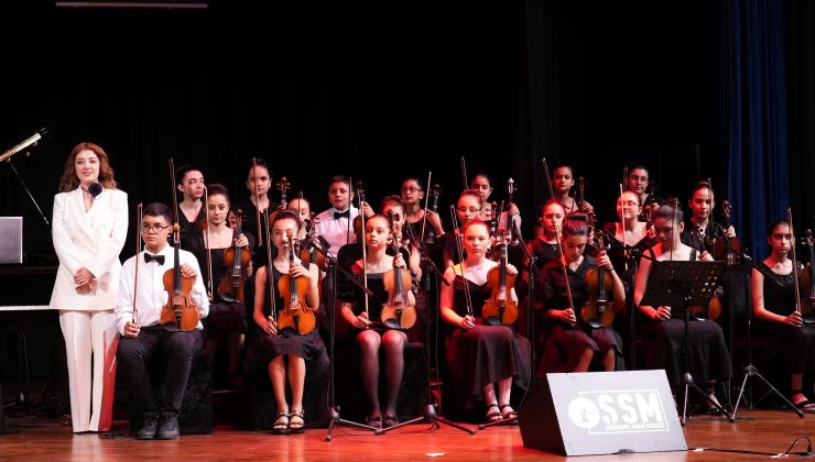 Şehitkamil Sanat Merkezi çocuk orkestrası ilk konserini verdi