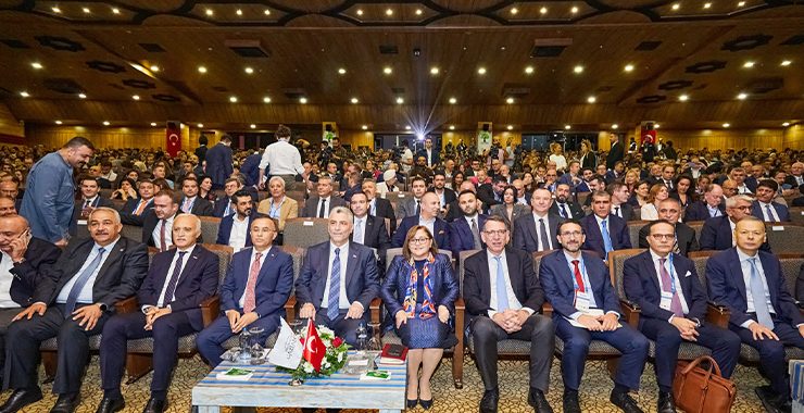 Gaziantep’te önemli toplantı bakanlarla başladı