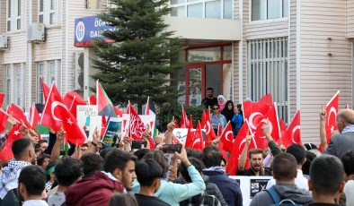 GAÜN öğrencileri İsrail’i protesto etti