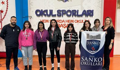 SANKO Okulları’ndan Eskrim başarısı