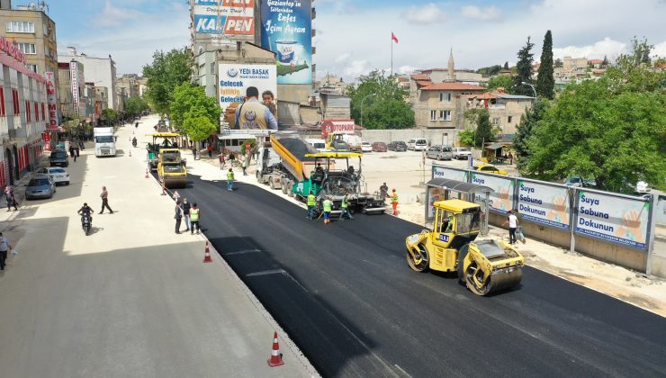 Gaziantep’te 9 yılda bin 110 km sıcak asfalt!