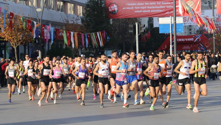 Gazi Yarı Maratonu için bazı yollar trafiğe kapanıyor