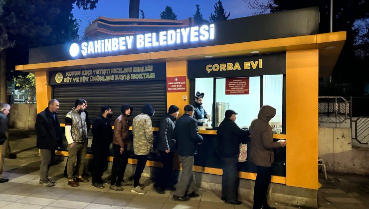 Şahinbey Belediyesi’nden 14.000 kişiye çorba ikramı!