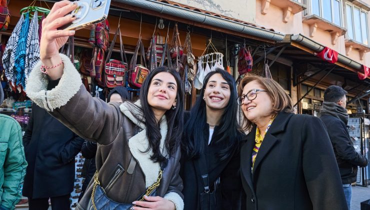 Başkan Şahin, esnaf ziyaretlerine devam ediyor