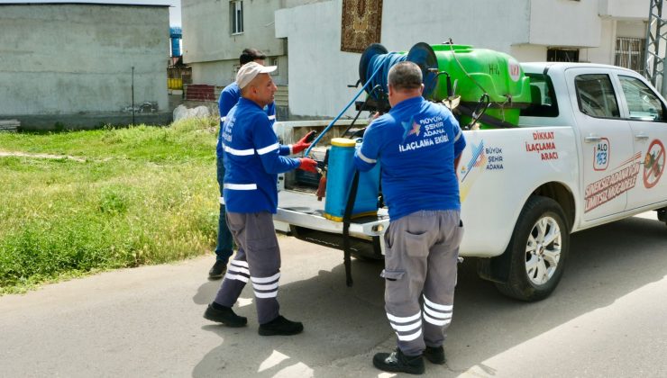 Adana Büyükşehir; 450 personel, 100 araç ile haşereyle mücadele ediyor