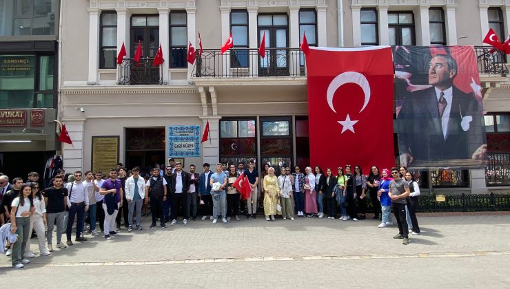 Şehitkamilli gençler Samsun’a gitti