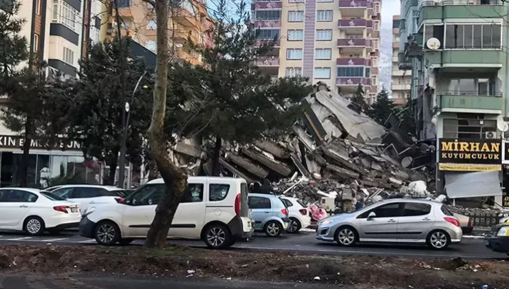 Depremde 19 kişiye mezar olmuştu, depremzedeler fırıncıyı suçladı