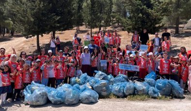 TEMA Gönüllüleri, Erikçe Ormanını Temizledi