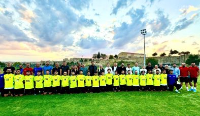 Şehitkamil Belediyespor’a Başkan morali