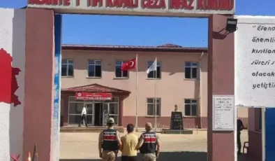 Polis ve Jandarma firarileri yakalıyor