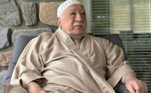 FETÖ ELEBAŞI GÜLEN ÖLDÜ!